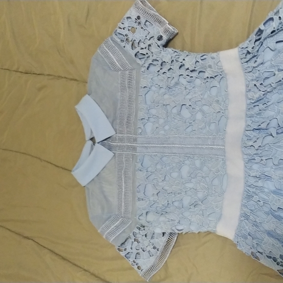 Beautiful blue dress - Picture 2 of 3